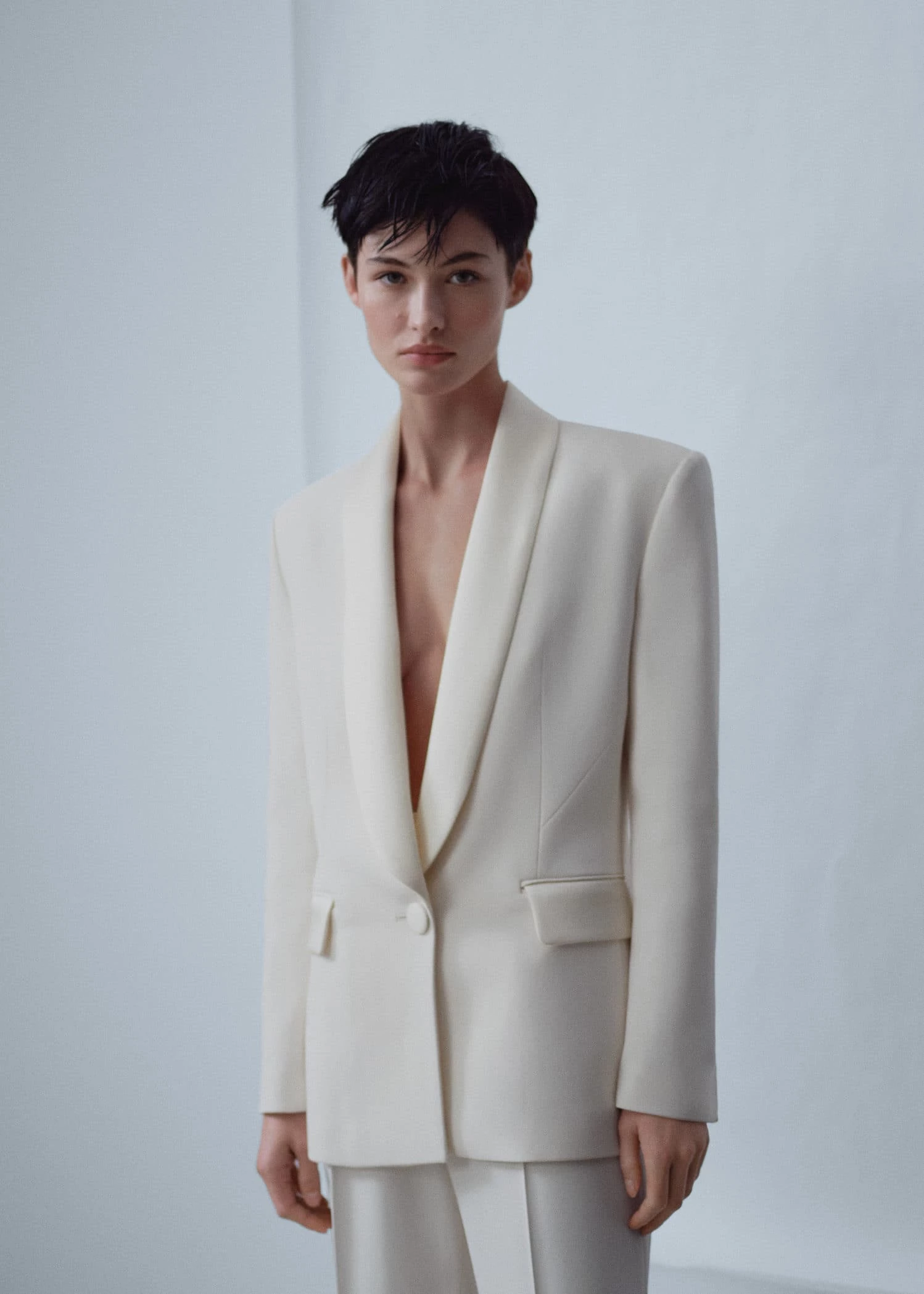 Veste Tailleur Détails Satinés 1 Veste Tailleur Détails Satinés