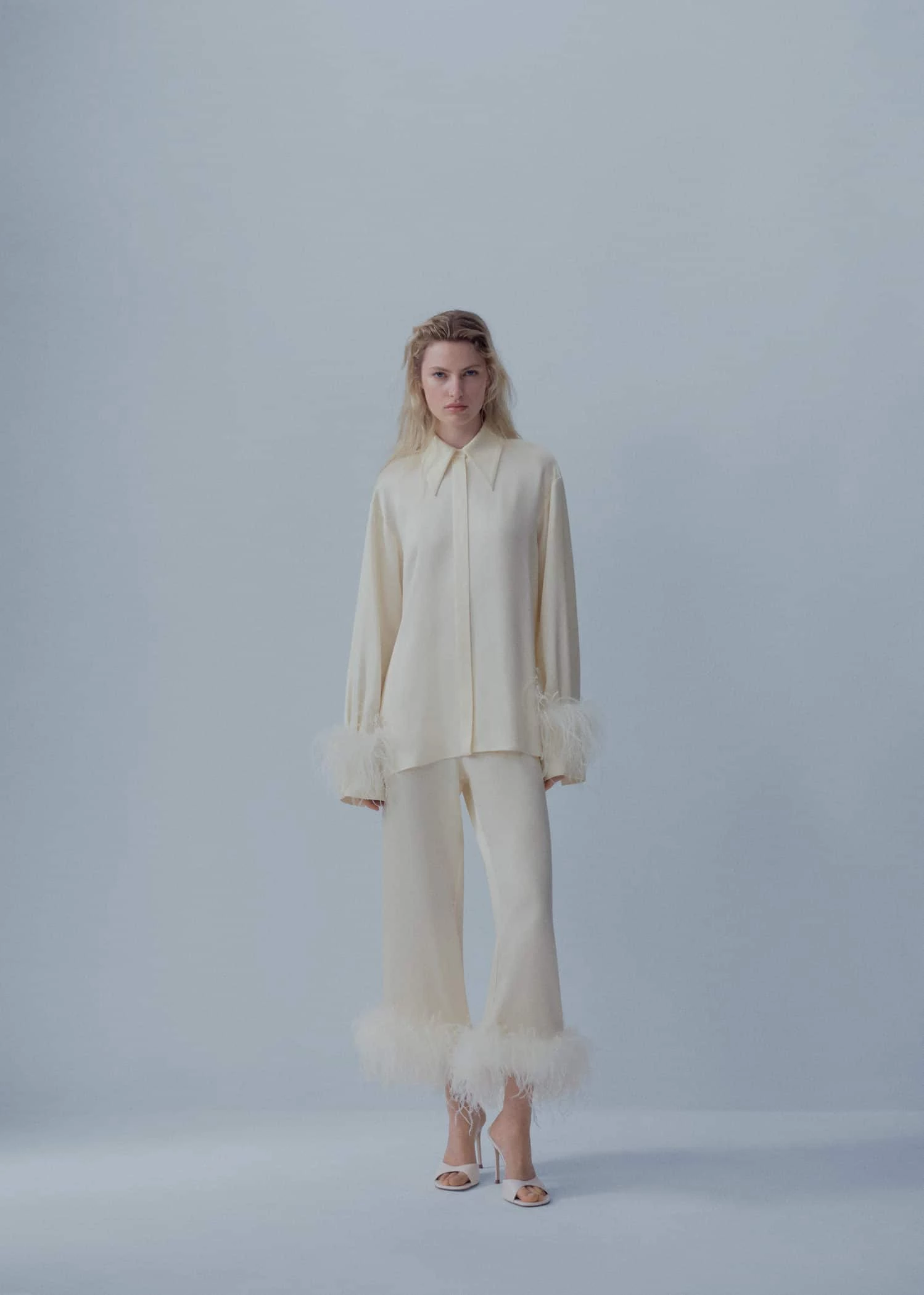 Chemise Satinée Détail Plumes 2 Chemise Satinée Détail Plumes – Image 2