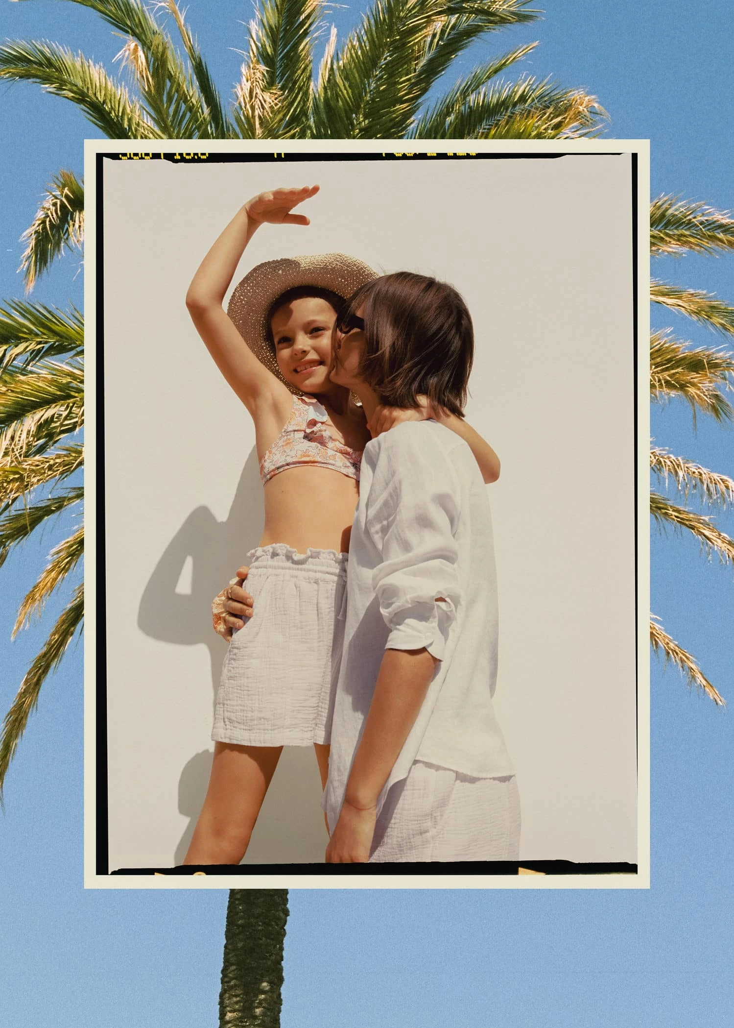 Short Paperbag Texturé 6 Short Paperbag Texturé – Image 6