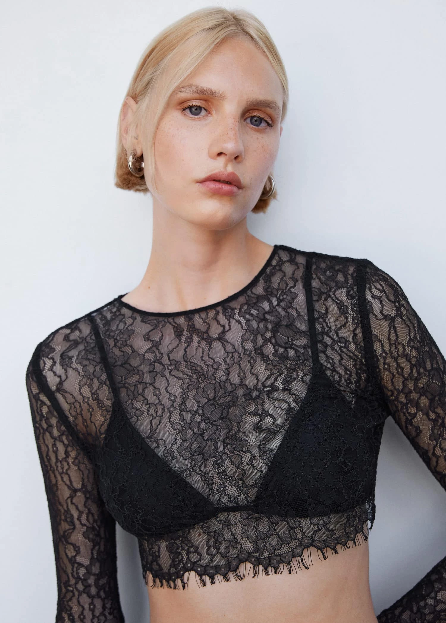 Blouse Crop Dentelle 4 Blouse Crop Dentelle – Image 4