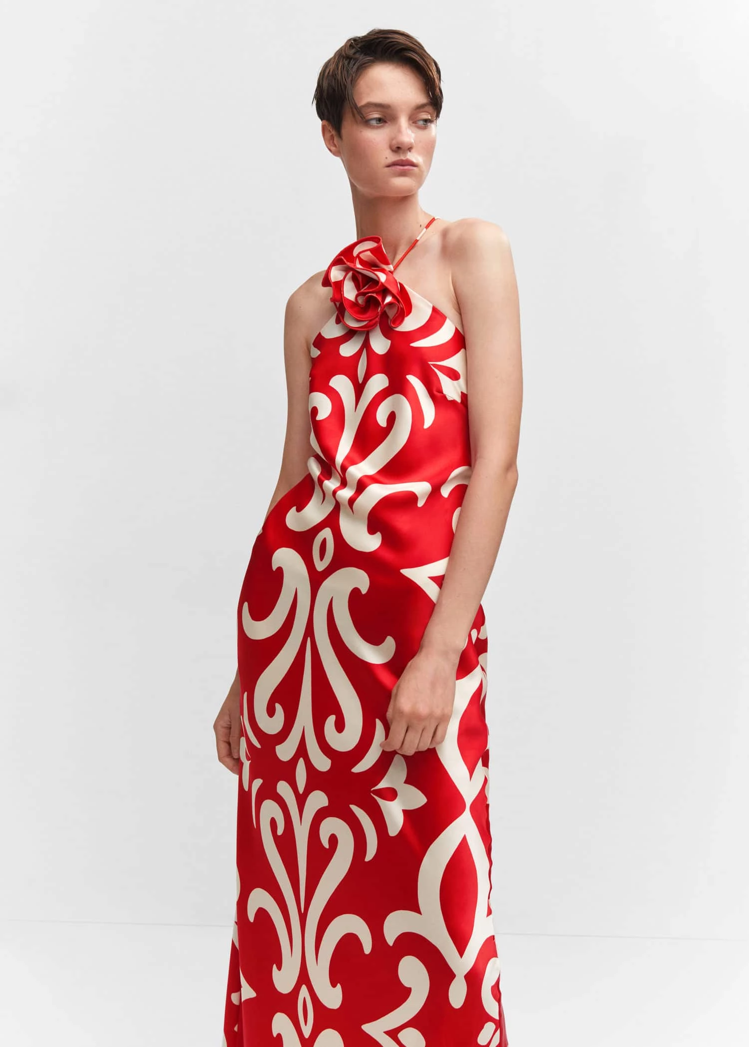 Robe Emmanchures Américaines Détail Fleur 1 Robe Emmanchures Américaines Détail Fleur