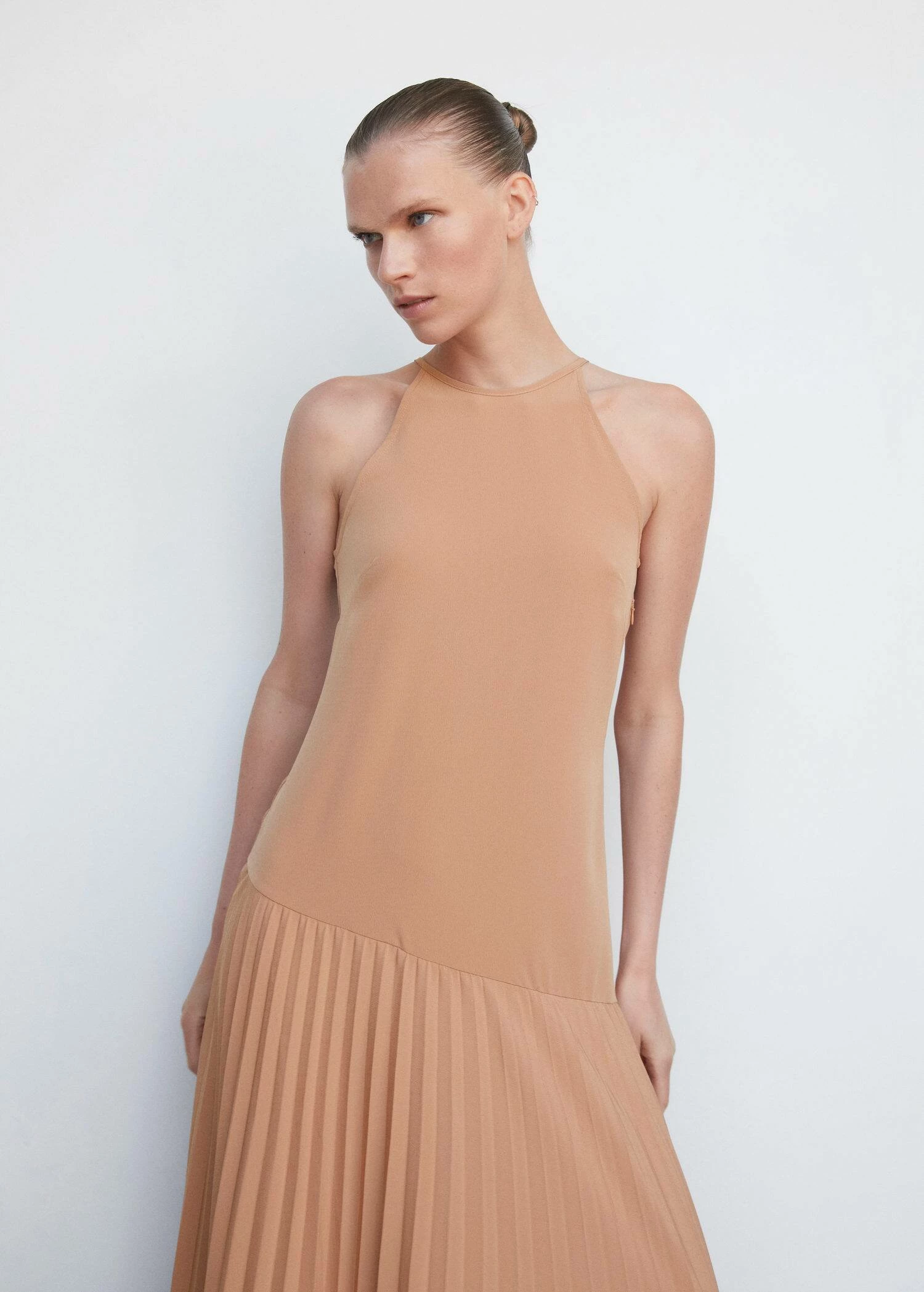 Robe à Empiècement Plissé 1 Robe à Empiècement Plissé