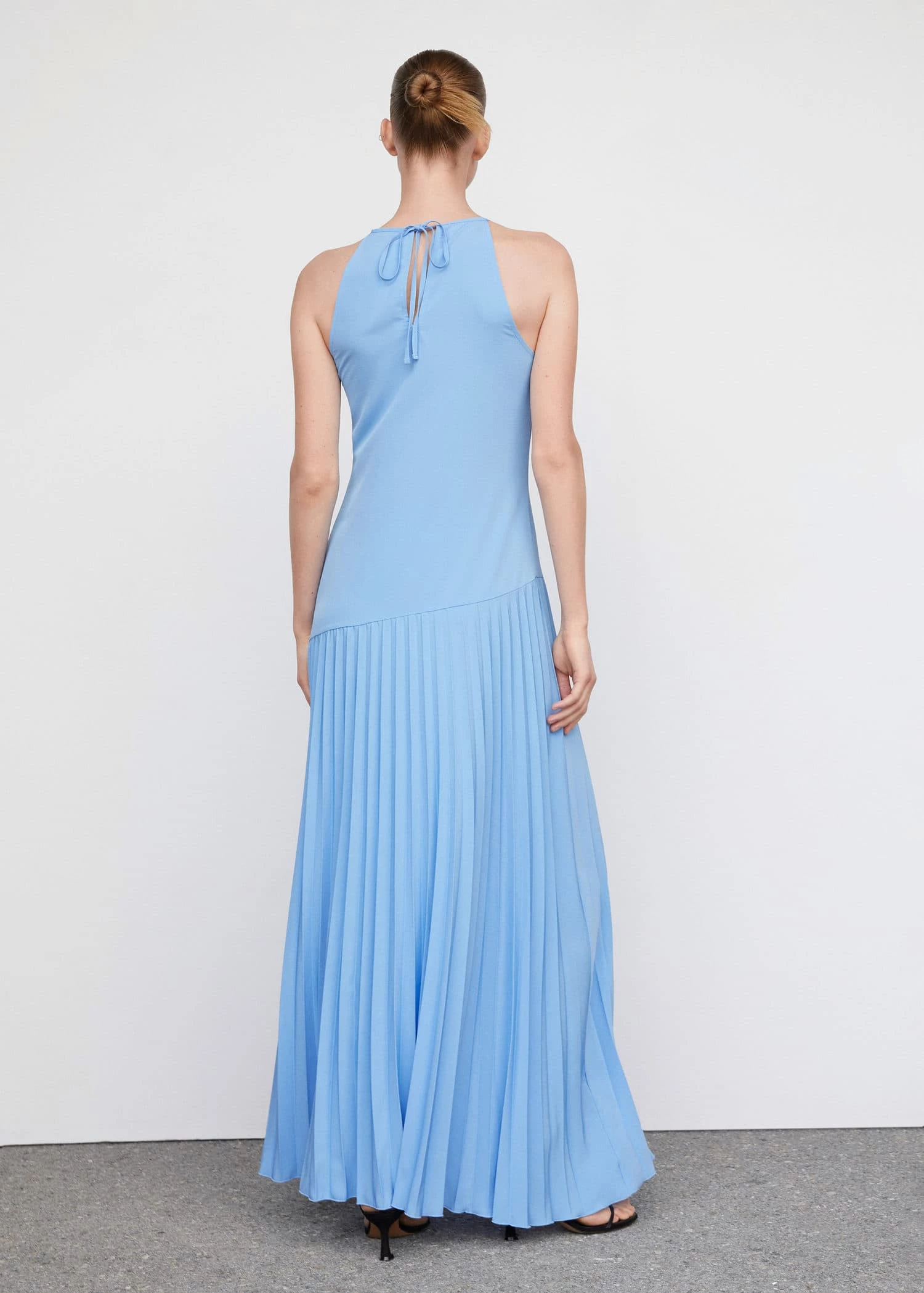 Robe à Empiècement Plissé 10 Robe à Empiècement Plissé – Image 10