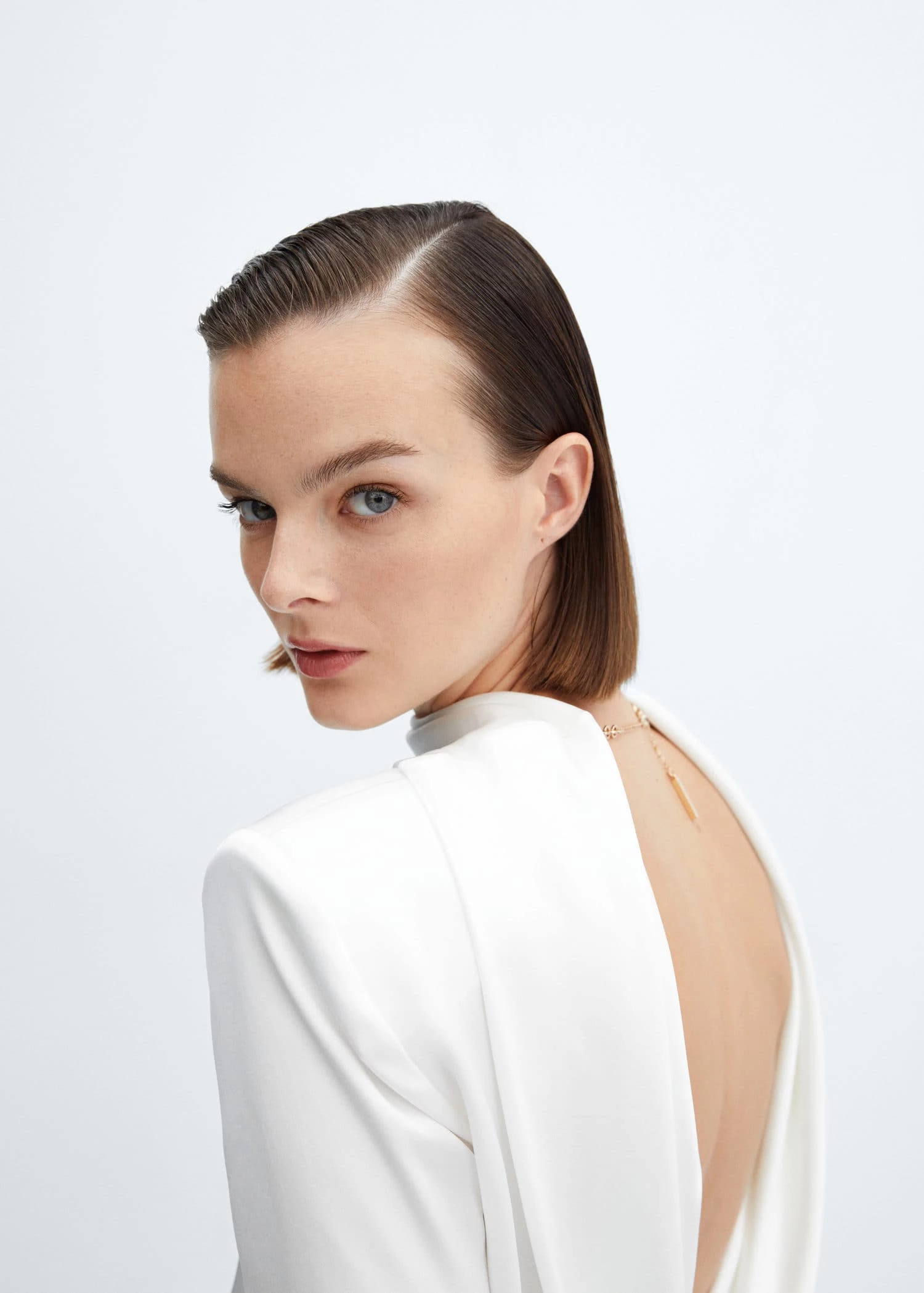 Blouse épaulettes Ouverte Dans Le Dos 4 Blouse épaulettes Ouverte Dans Le Dos – Image 4