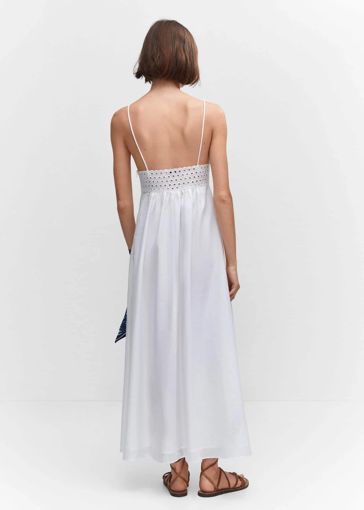 Robe Col Brodé 3 Robe Col Brodé – Image 3