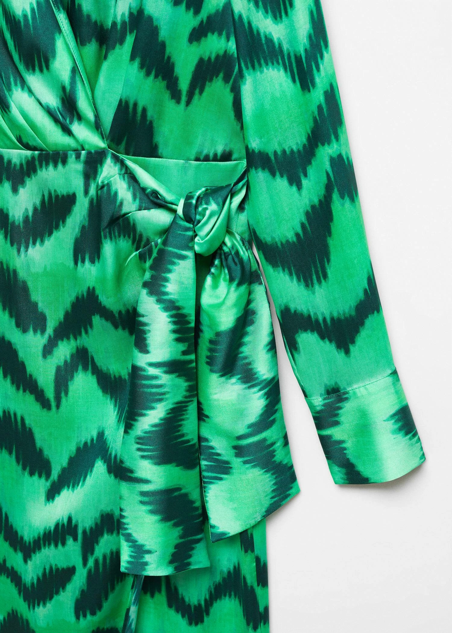 Robe Chemise Satinée Imprimée 9 Robe Chemise Satinée Imprimée – Image 9