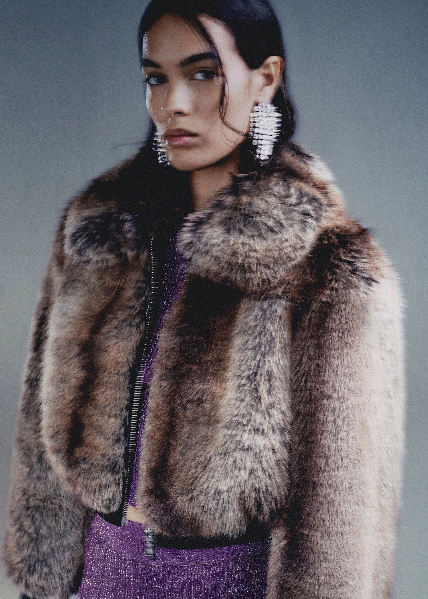 Veste Bomber Crop Fausse Fourrure 5 Veste Bomber Crop Fausse Fourrure – Image 5