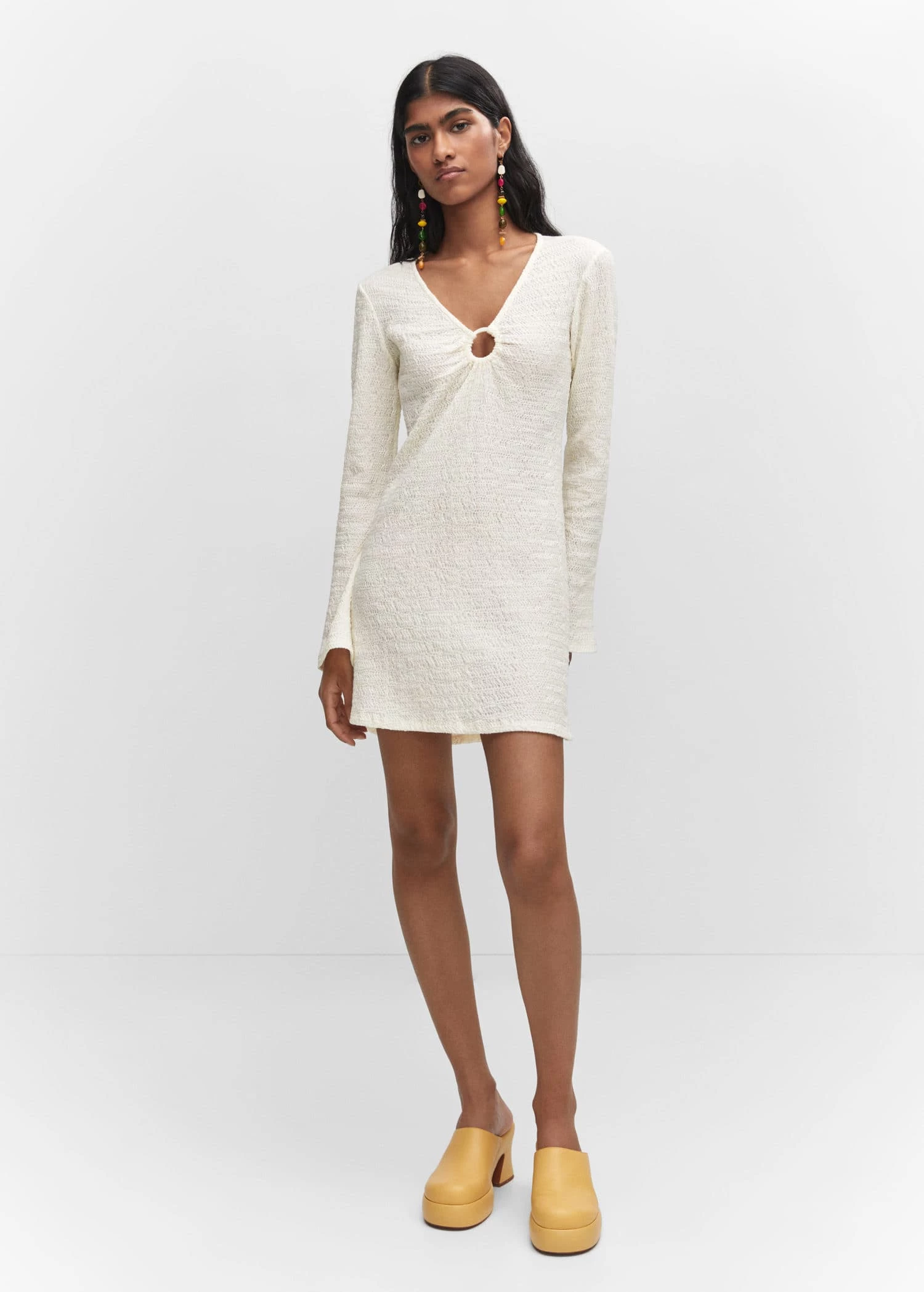 Robe Texturée Détail Anneau 2 Robe Texturée Détail Anneau – Image 2