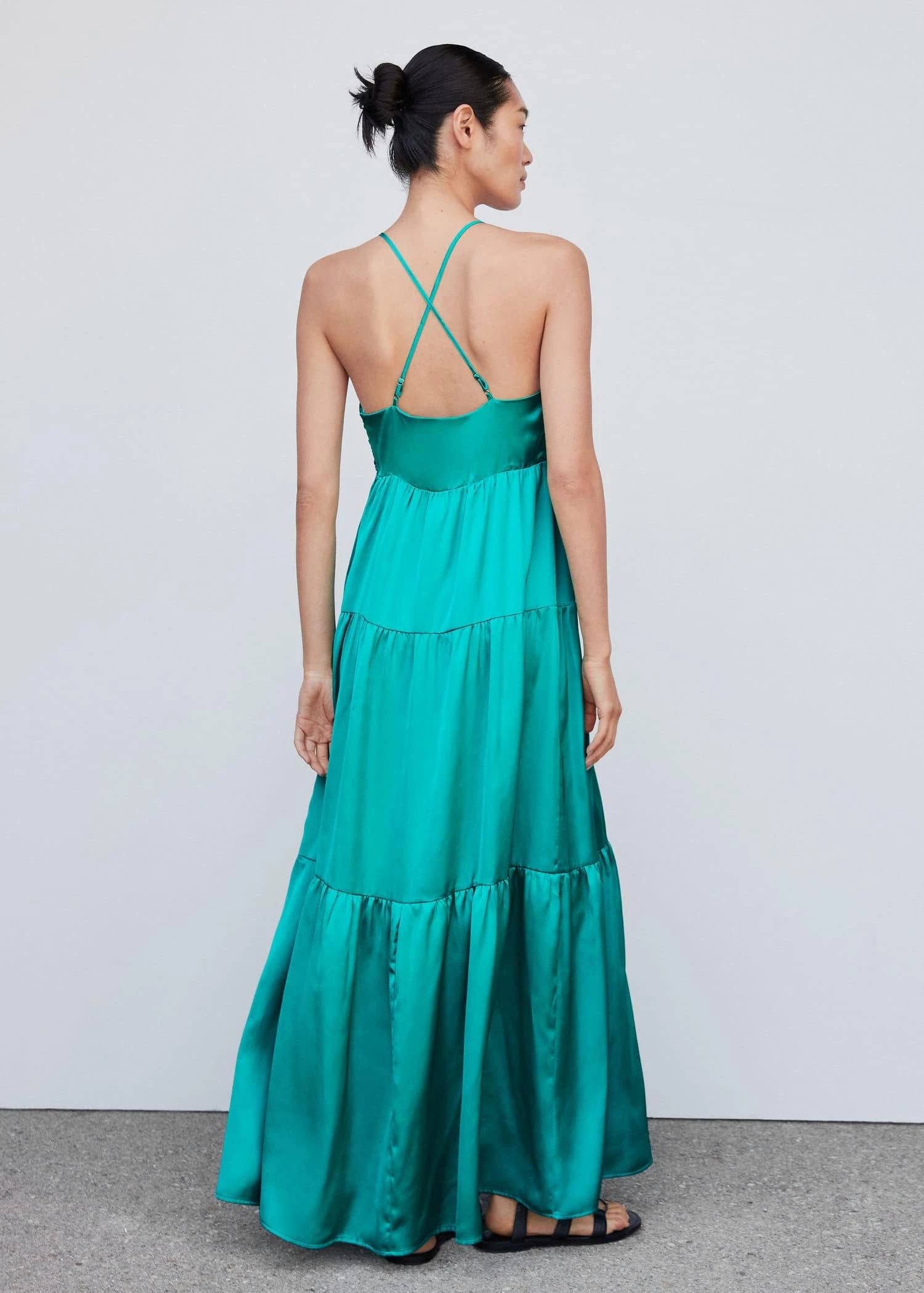 Robe Satinée Froncée 3 Robe Satinée Froncée – Image 3